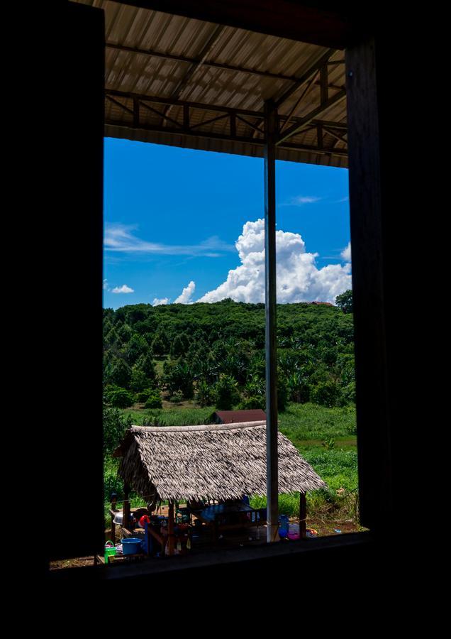 Mr Pov Home Stay Banlung Esterno foto