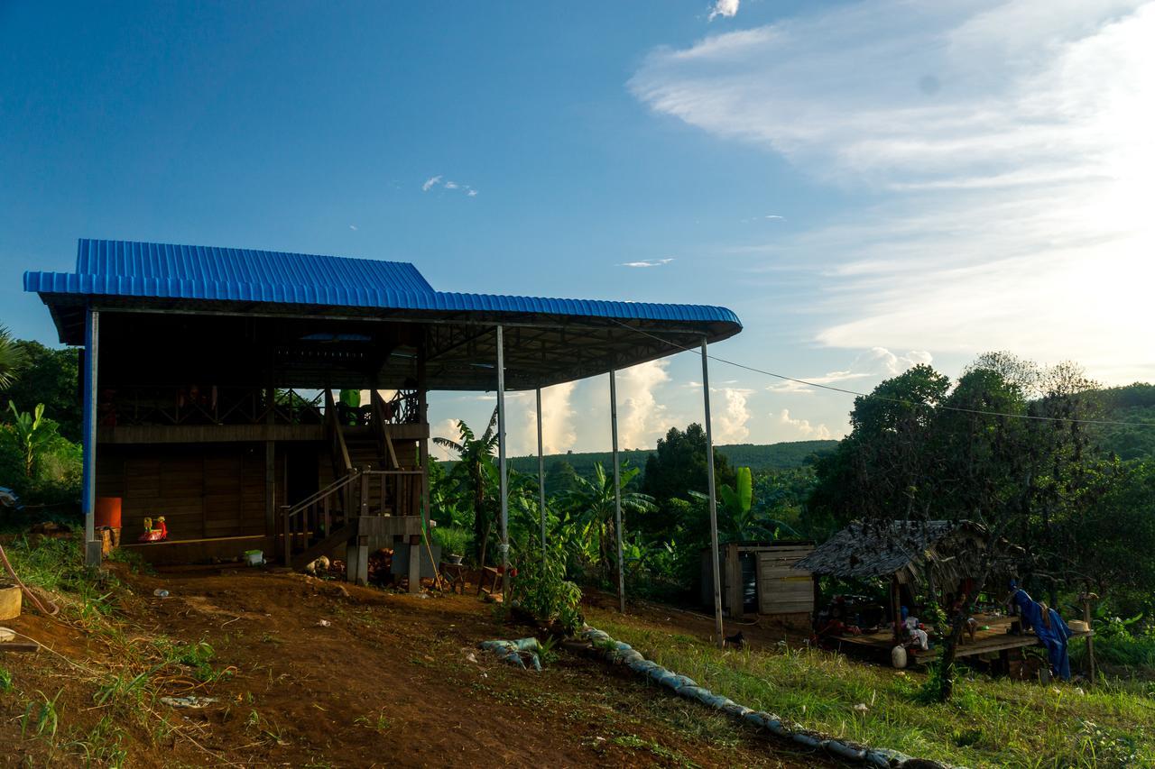 Mr Pov Home Stay Banlung Esterno foto