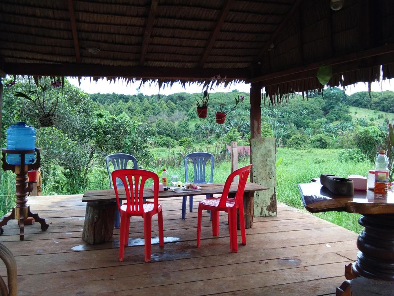 Mr Pov Home Stay Banlung Esterno foto